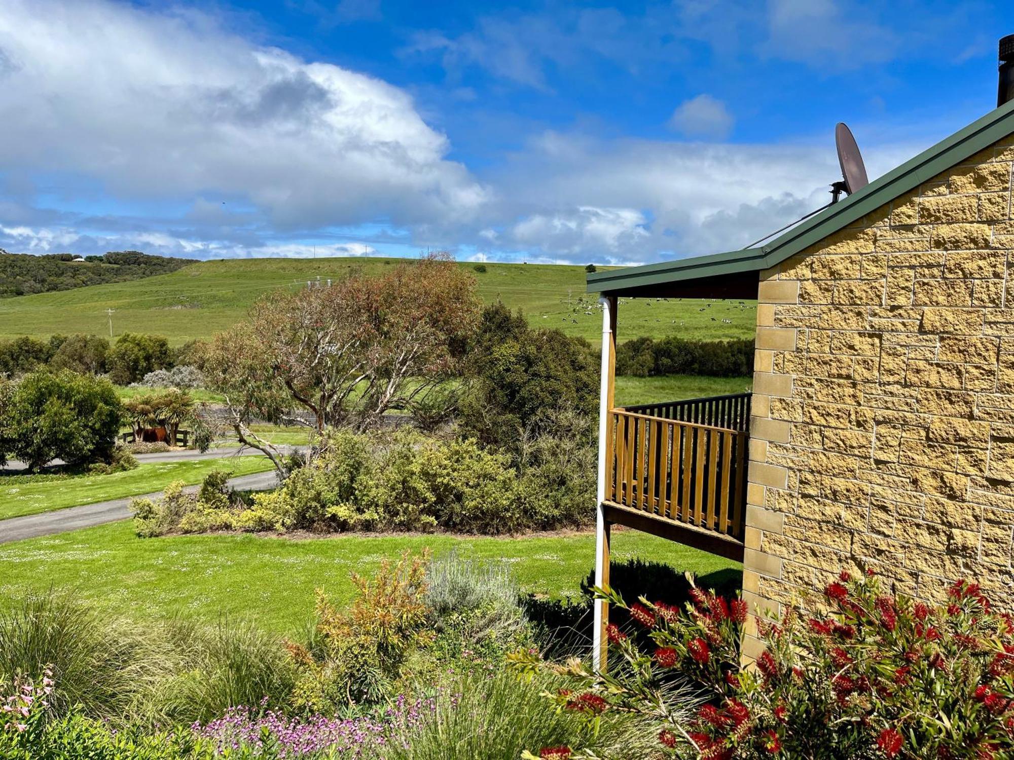 Daysy Hill Country Cottages Port Campbell Habitación foto